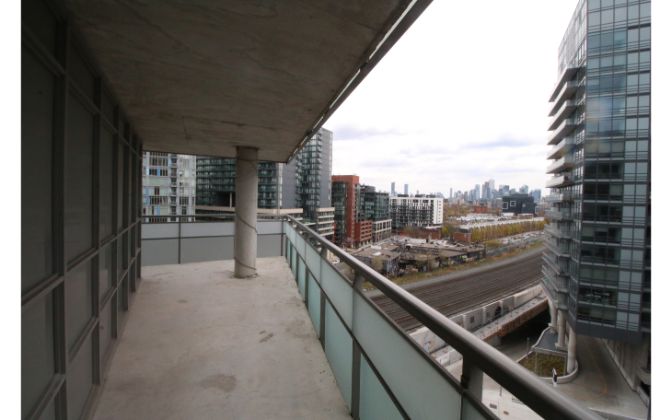 38 Joe Shuster Way, Toronto, 2 Bedrooms Bedrooms, ,1 BathroomBathrooms,Condominium,For Rent,The Bridge,Joe Shuster Way,10,1033