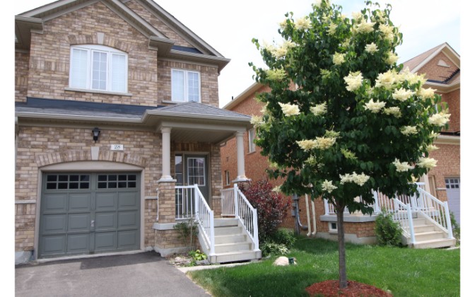 Cabin Trail Crescent,Whitchurch-Stouffville,3 Bedrooms Bedrooms,2 BathroomsBathrooms,Townhouse,Cabin Trail Crescent,1042
