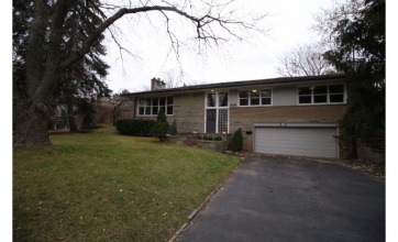 Pinetree Crescent,Mississauga,5 Bedrooms Bedrooms,2 BathroomsBathrooms,House,Pinetree Crescent,1106