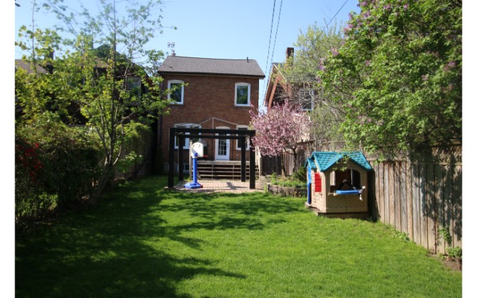Stibbard Avenue,Toronto,3 Bedrooms Bedrooms,2 BathroomsBathrooms,House,Stibbard Avenue,1178
