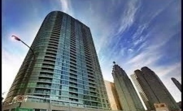 18 Yonge Street, Toronto, 2 Bedrooms Bedrooms, ,2 BathroomsBathrooms,Condominium,For Rent,Yonge Street,33,1021
