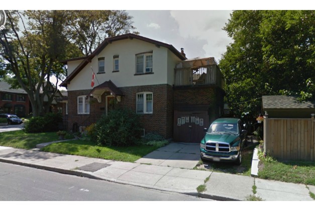 Colin Avenue,Toronto,4 Bedrooms Bedrooms,2 BathroomsBathrooms,House,Colin Avenue,1068